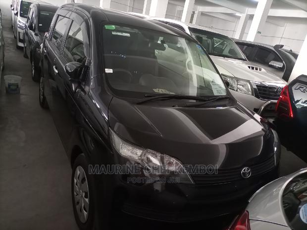 Toyota Spade 2015 Matt Black