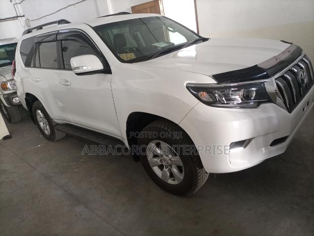 Toyota Land Cruiser Prado 2015 White