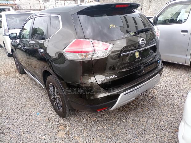 Nissan X-Trail 2015 Green