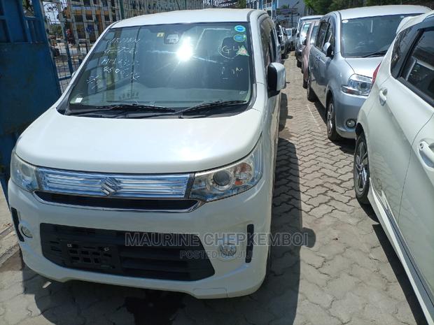 Suzuki SP 2015 White