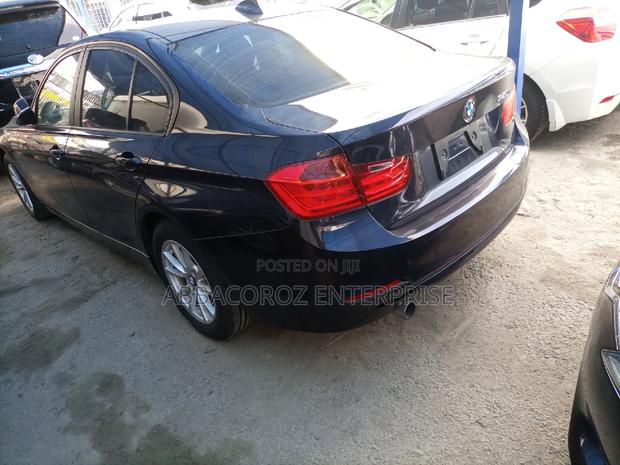 BMW 320i 2014 Black