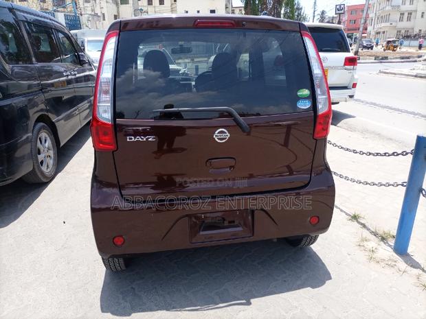 Nissan Dayz 2015 Brown