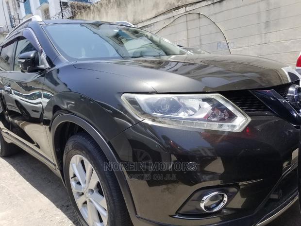 Used 2015 Nissan X-Trail Black SUV - Quality Used Car