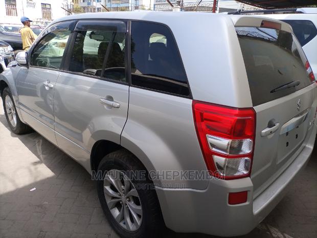 Suzuki Escudo 2015 Silver