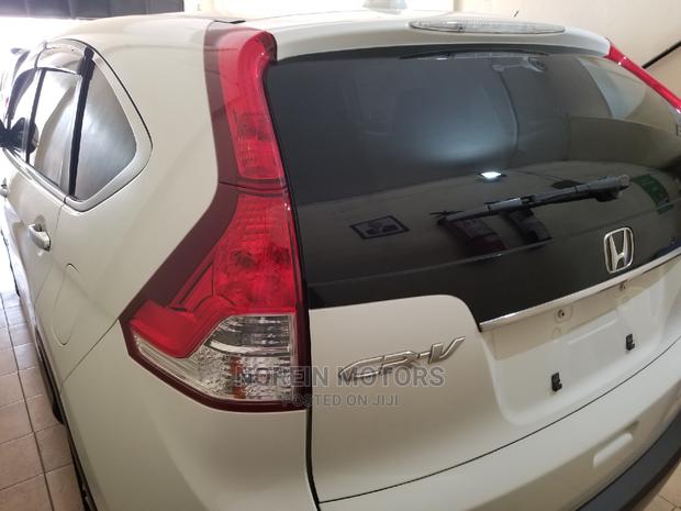 High-Quality Pre-Owned 2014 Honda CR-V in White