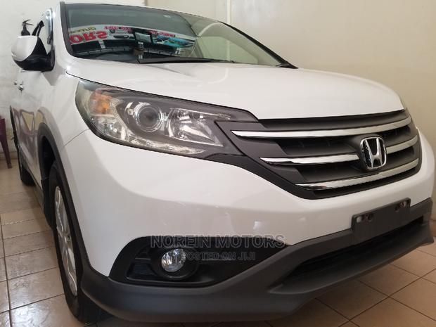 High-Quality Pre-Owned 2014 Honda CR-V in White