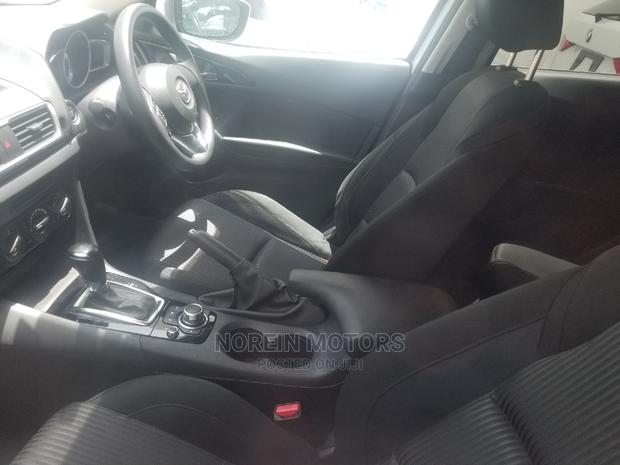 2014 Mazda Axela SV Premium: Performance & Style