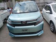 Toyota Voxy 2014 SV Premium Green for sale