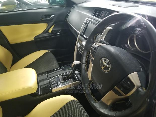 2014 Toyota Mark X in Yellow: Exclusive and Performance-Oriented
