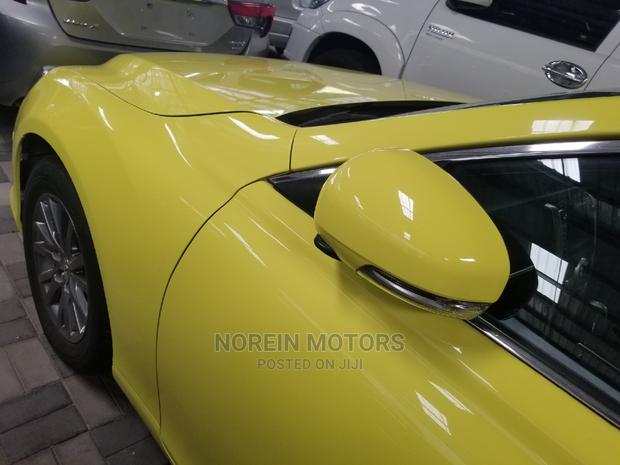 2014 Toyota Mark X in Yellow: Exclusive and Performance-Oriented