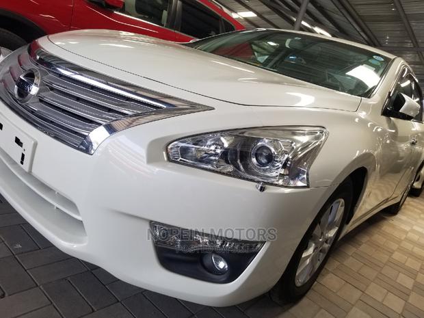 White 2014 Nissan Teana - Luxury Sedan Available