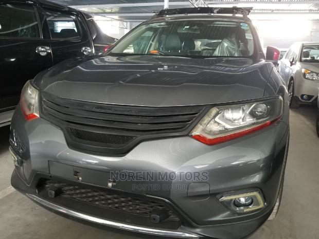 2015 Nissan X-Trail - Silver Edition, Perfect for Everyday Adventures