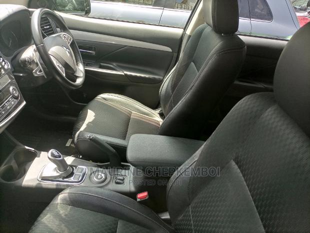 Mitsubishi Outlander 2014 Blue