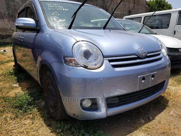 2014 Toyota Sienta Gold: Pre-owned Offer