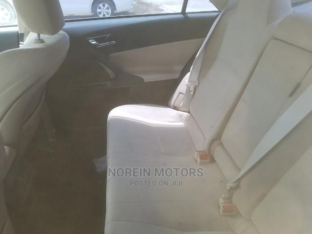 2014 Toyota Mark X in White - Stylish Sedan
