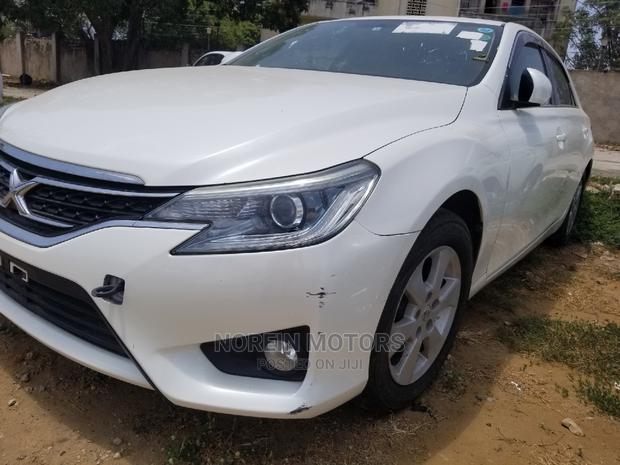2014 Toyota Mark X in White - Stylish Sedan