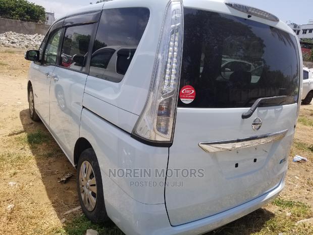2014 Nissan Serena Pearl: Modern, Comfortable, and Efficient