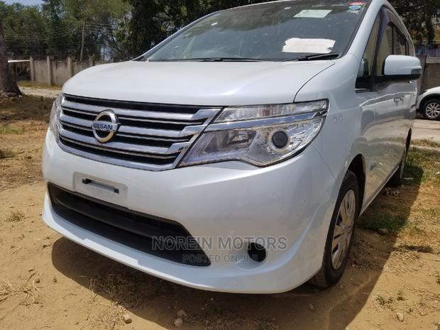 2014 Nissan Serena Pearl: Modern, Comfortable, and Efficient