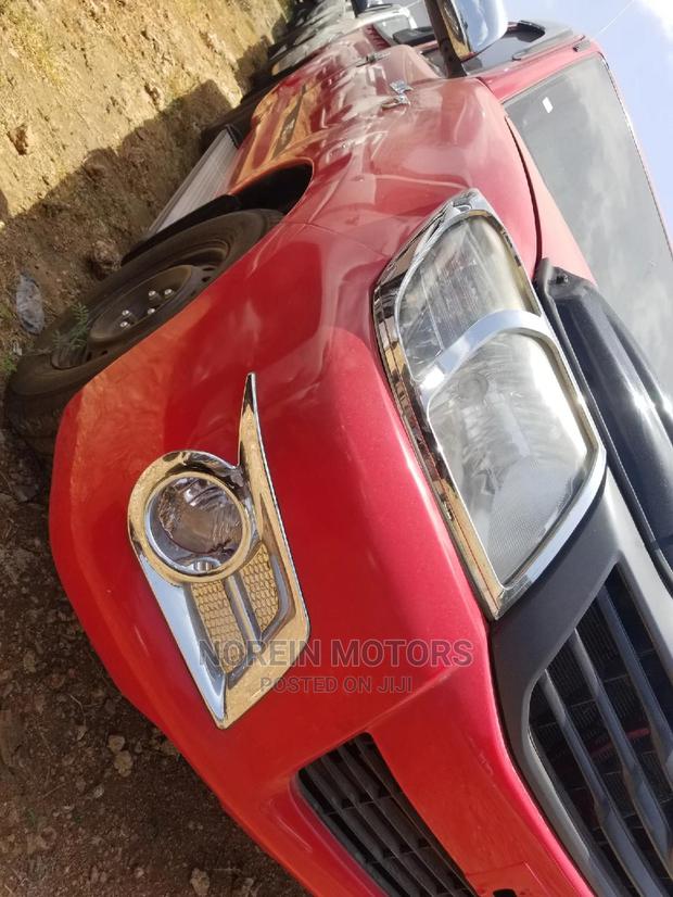 Red 2015 Toyota Hilux: Unmatched Performance