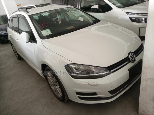 Volkswagen Golf 2015 Off White