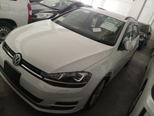 Volkswagen Golf 2015 Off White