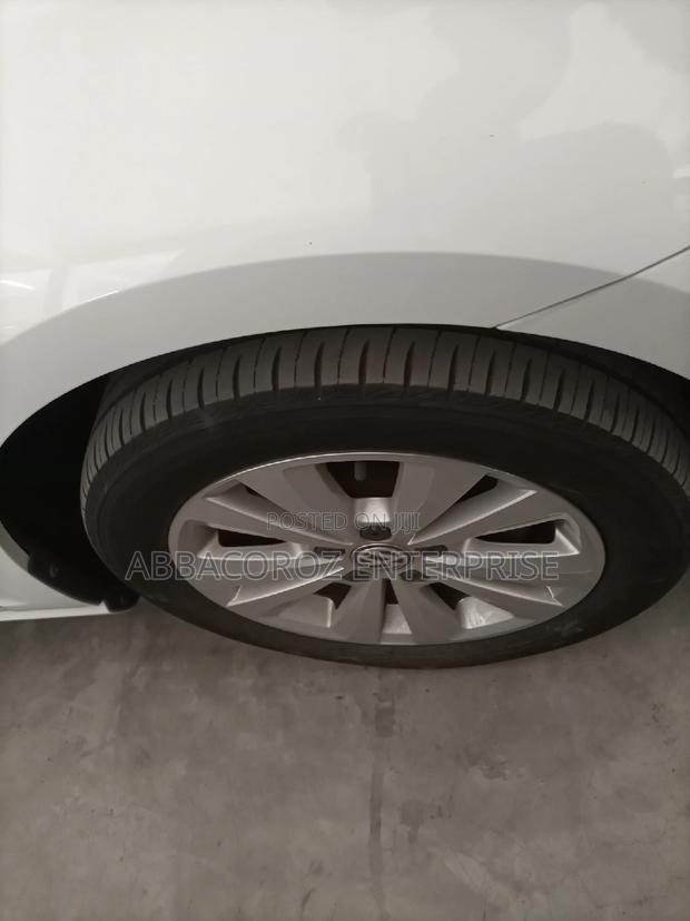 Volkswagen Golf 2015 Off White
