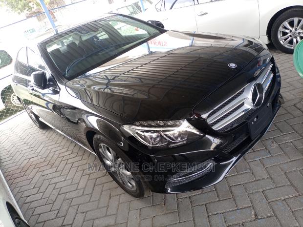 Mercedes-Benz C200 2015 Matt Black