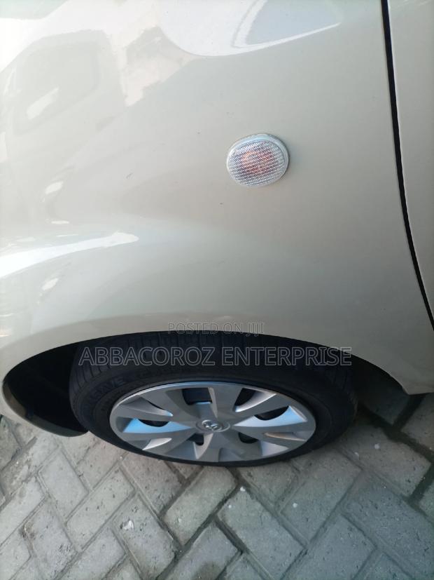 Toyota Passo 2015 Ivory