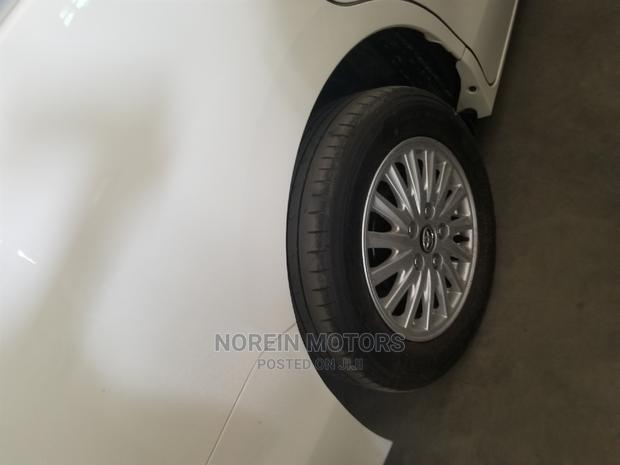 Toyota Voxy 2014 SV in White - Spacious & Comfortable