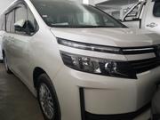 Toyota Voxy 2014 SV in White - Spacious & Comfortable for sale