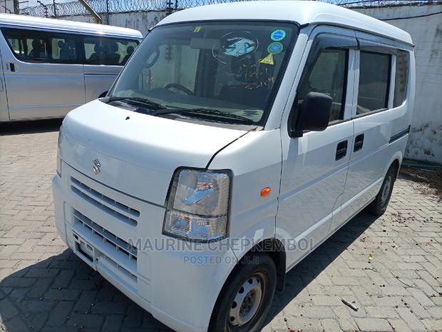 Suzuki Every Wagon 2015 White
