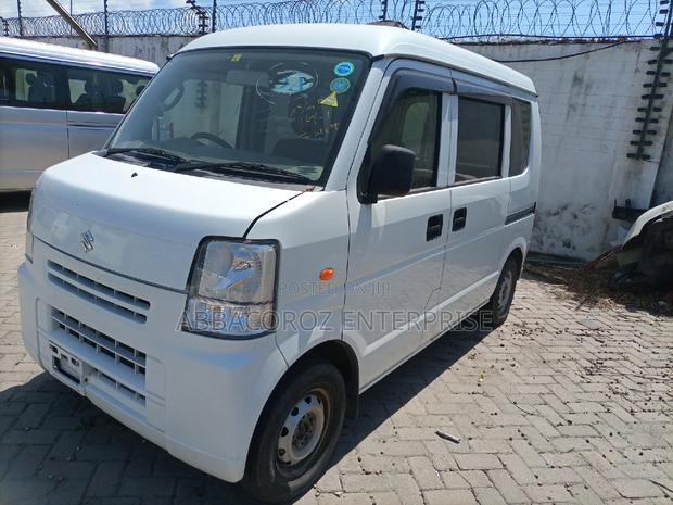 Suzuki Every Wagon 2015 White