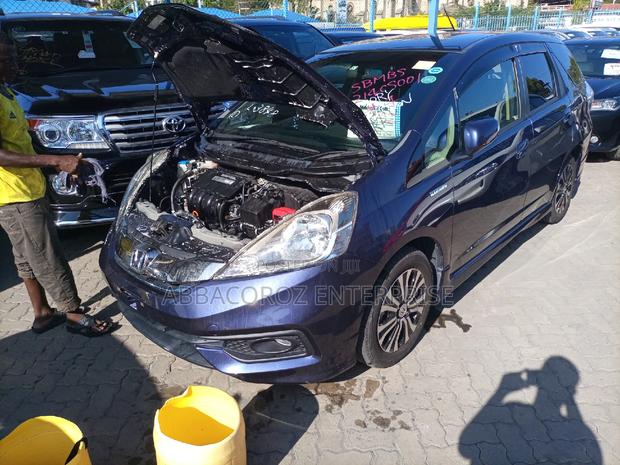 Honda Fit Shuttle 2015 Purple