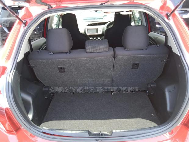 Toyota Vitz 1.3 AWD 5dr 2015 Red