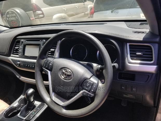 2015 Toyota Kluger Gray - Used SUV for Sale in San Francisco