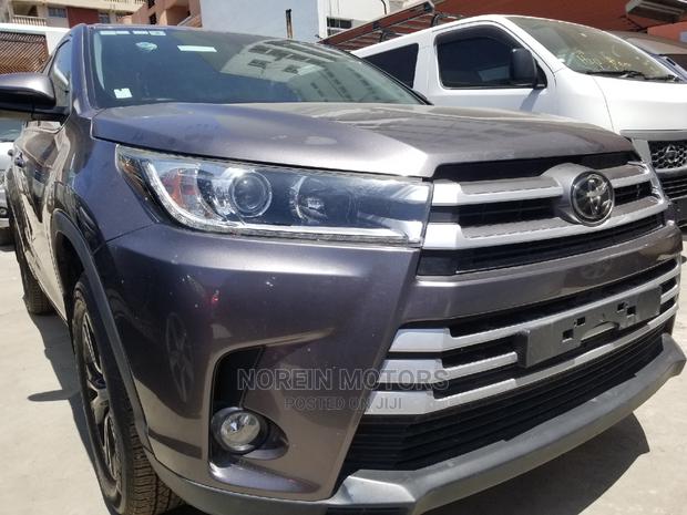 2015 Toyota Kluger Gray - Used SUV for Sale in San Francisco