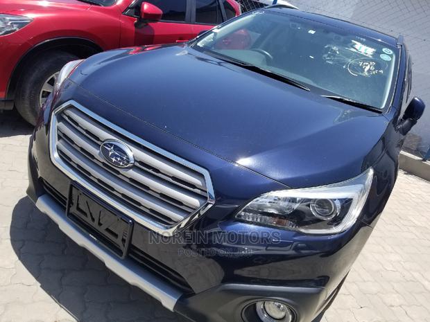 Blue Subaru Outback 2014: Dependable & Attractive