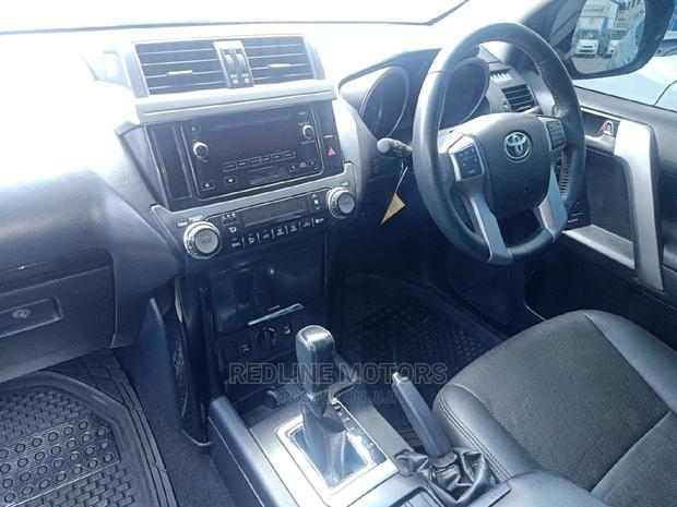2016 Toyota Land Cruiser Prado 3.0 D-4d: 172 Hp Black Edition
