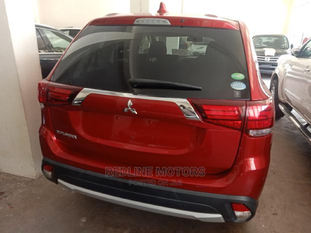 Red 2016 Mitsubishi Outlander: Combining Style and Performance