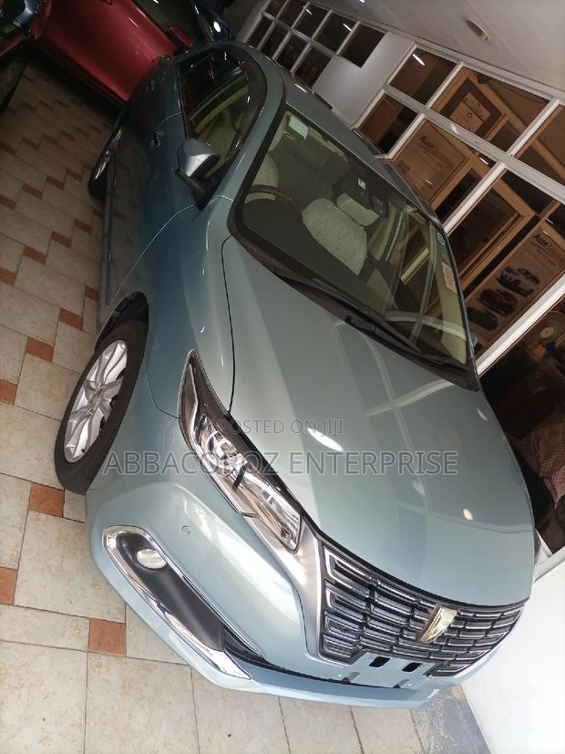 Toyota Premio 2016 Blue