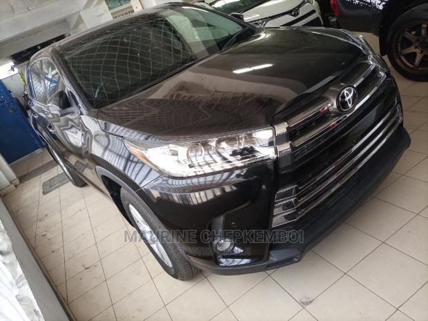 Toyota Kluger 2015 Black