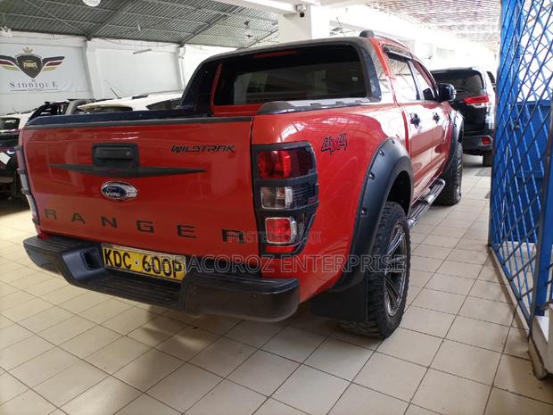 Ford Ranger 2014 Orange