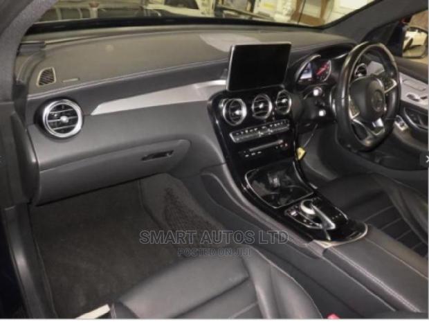 2016 Mercedes-Benz GLC-Class Blue: Luxury Compact SUV