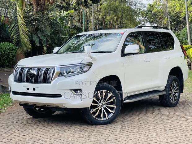 2017 Prado 2.8 White - Premium Toyota Land Cruiser SUV