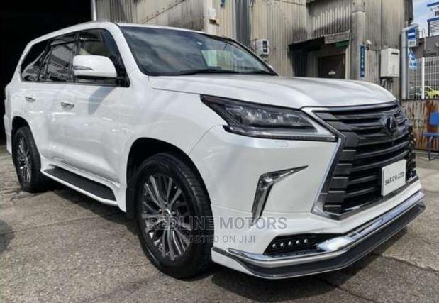 White 2016 Lexus LX 570 AWD: Pre-owned Luxury SUV