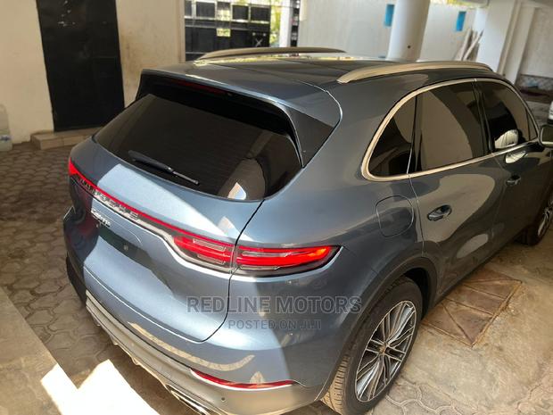 Brand New 2019 Porsche Cayenne - Blue: Luxury SUV Bargain