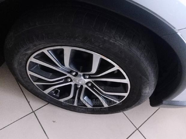 2016 Mitsubishi Outlander SE AWC Silver - Affordable and Reliable