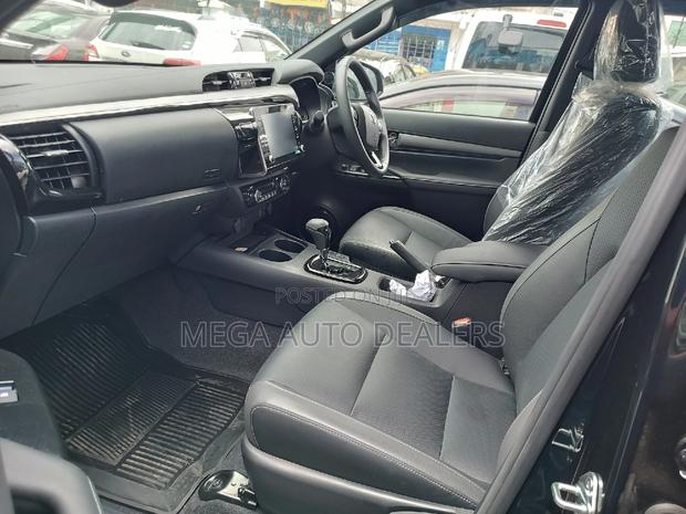 2021 Black Toyota Hilux: 2 Variants to Explore