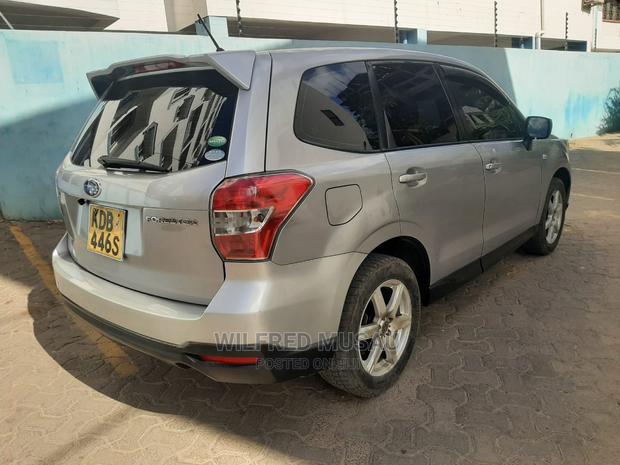Subaru Forester 2014 Silver: Compact, Powerful, and Efficient
