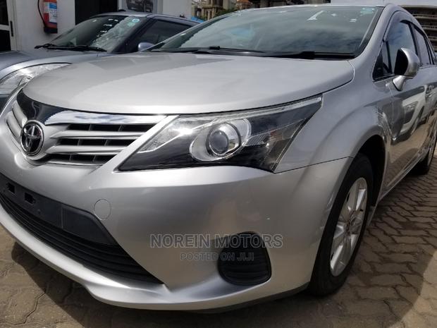 2014 Toyota Avensis in Silver: Economical and Stylish Sedan for Your Needs